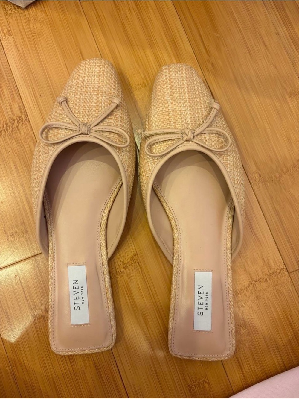 Steve Madden Beige Woven Bow Slide Mules